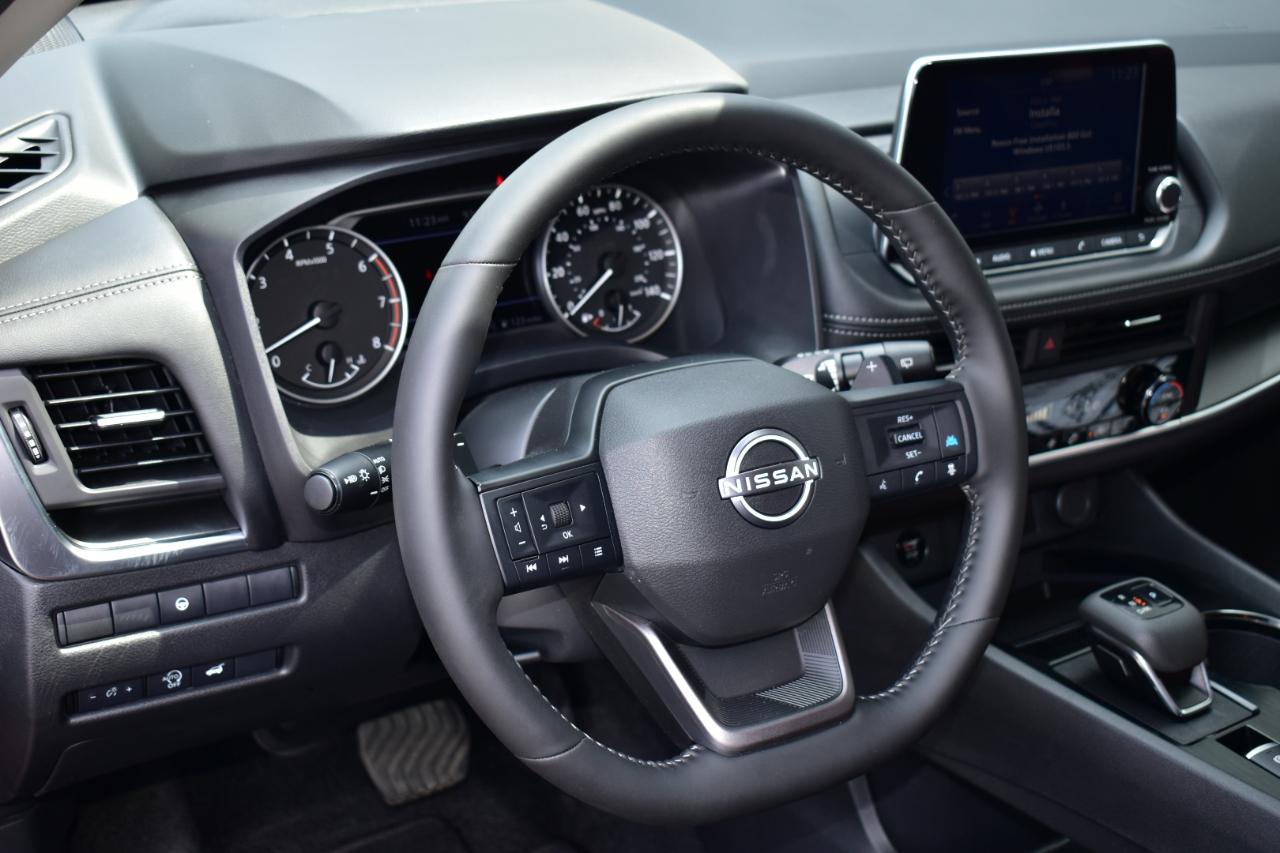 Nissan Rogue FWD SV 2025