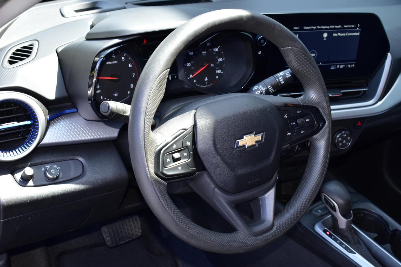 Chevrolet Trax FWD 4dr LS 2025