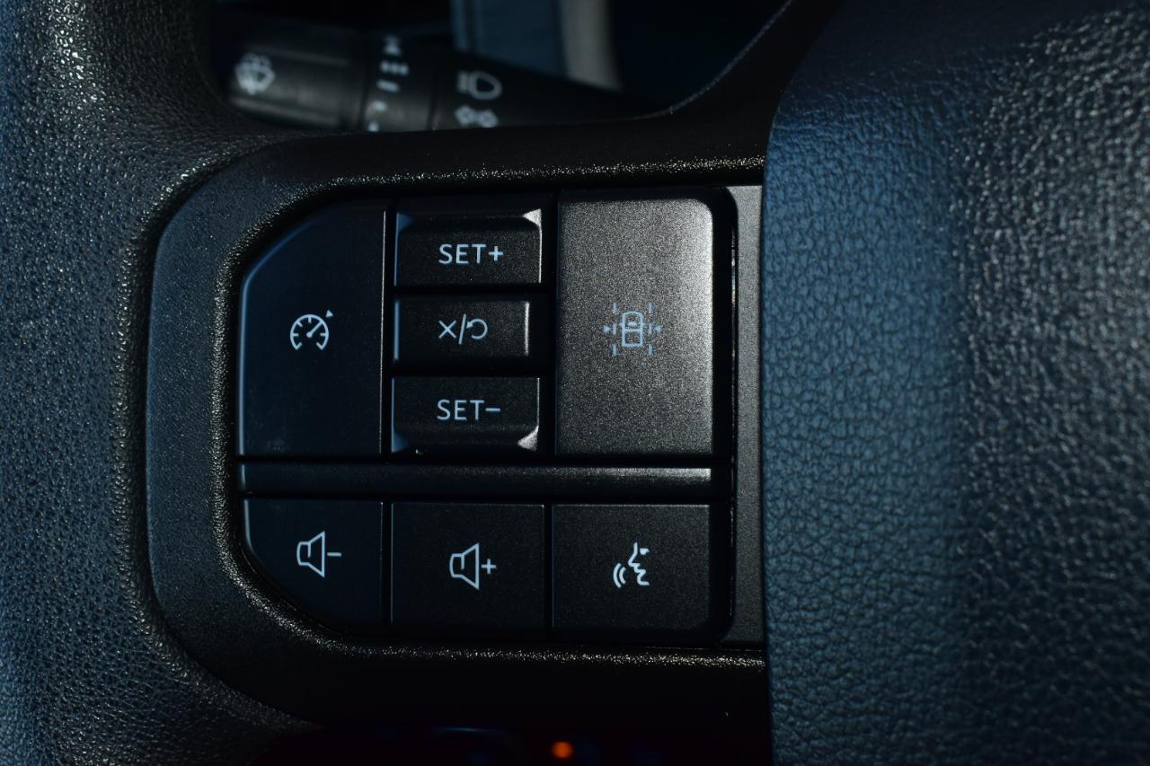 Ford F-150 STX 2WD SuperCrew 5.5' Box 2024