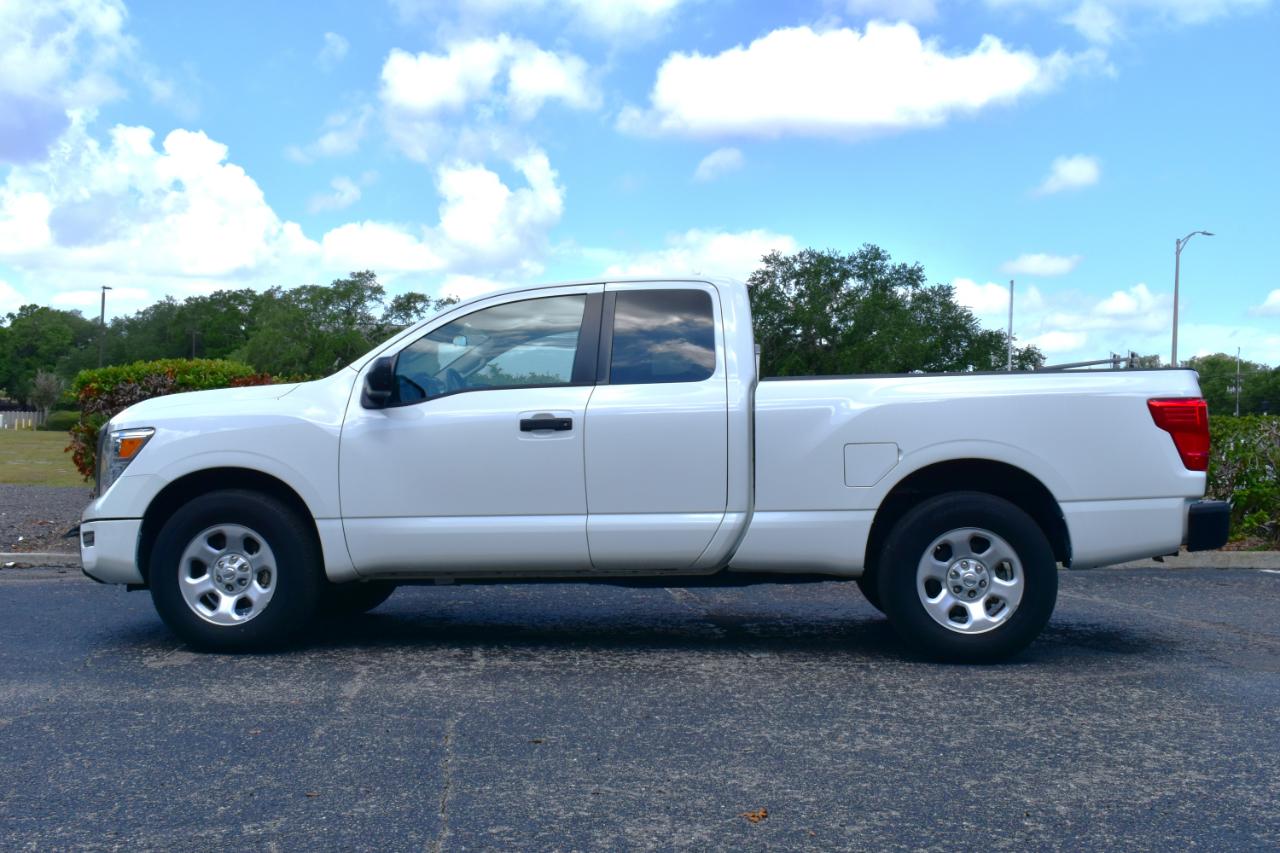 Nissan Titan 4x2 King Cab S 2022