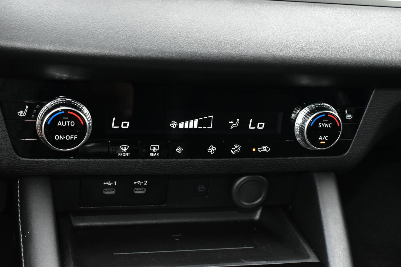 Mitsubishi Outlander SE FWD 2025
