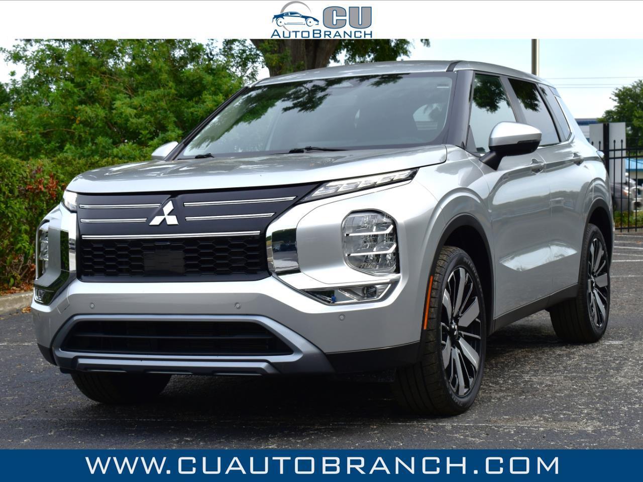 2025 Mitsubishi Outlander SE 2WD's photo