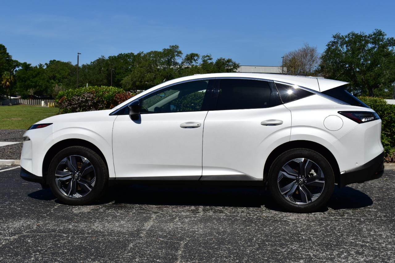 Nissan Murano FWD SV 2025
