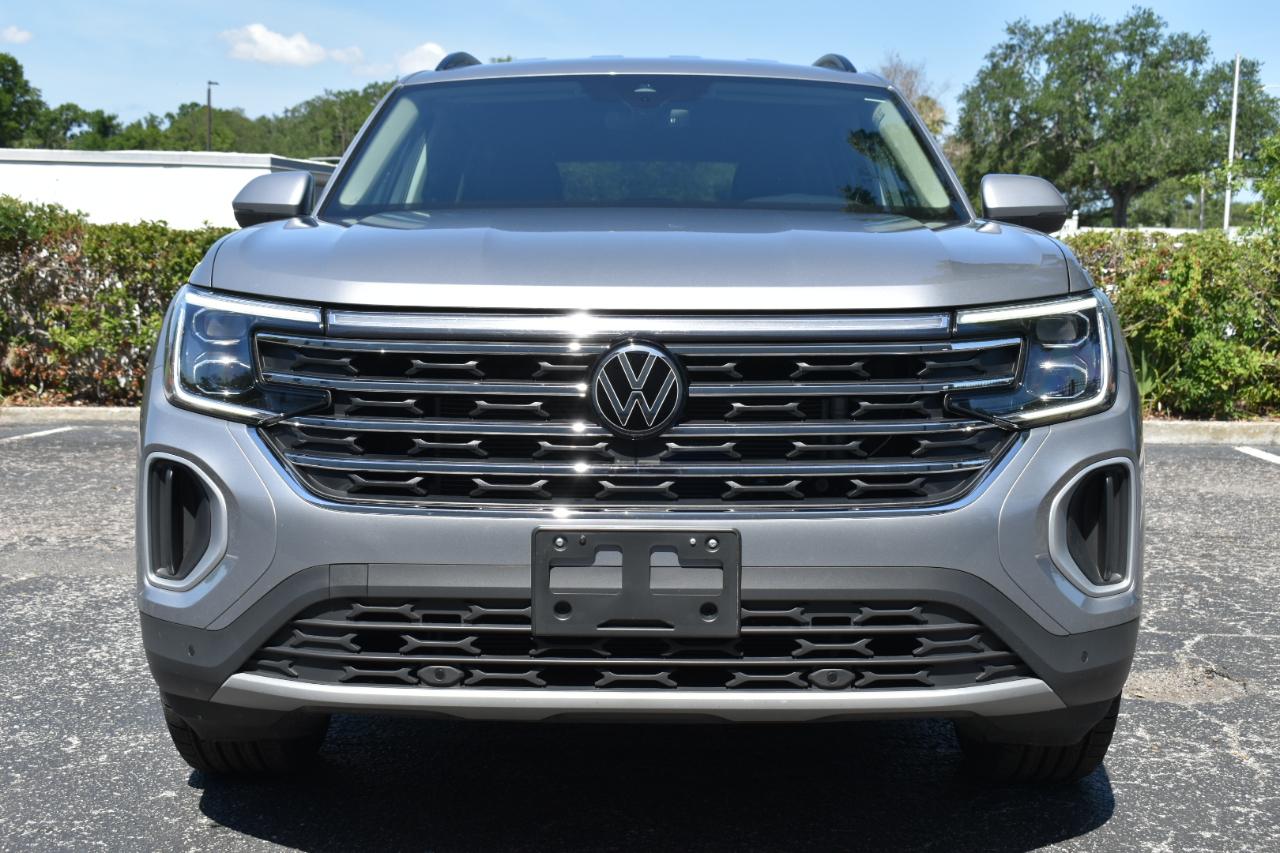Volkswagen Atlas 2.0T SE w/Technology FWD 2025