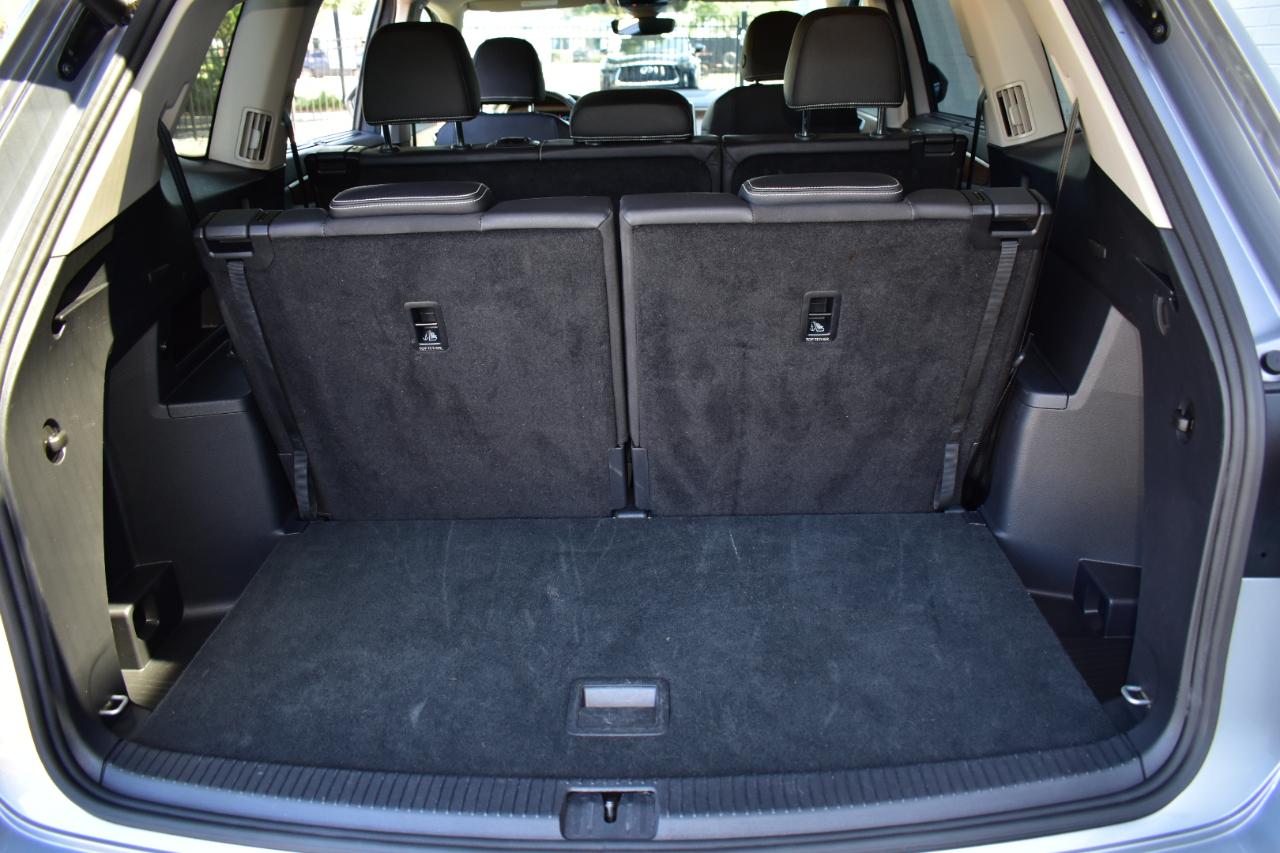 Volkswagen Atlas 2.0T SE w/Technology FWD 2025