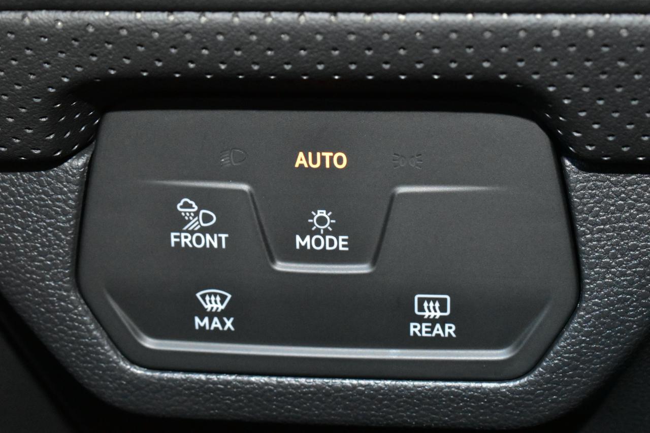 Volkswagen Atlas 2.0T SE w/Technology FWD 2025