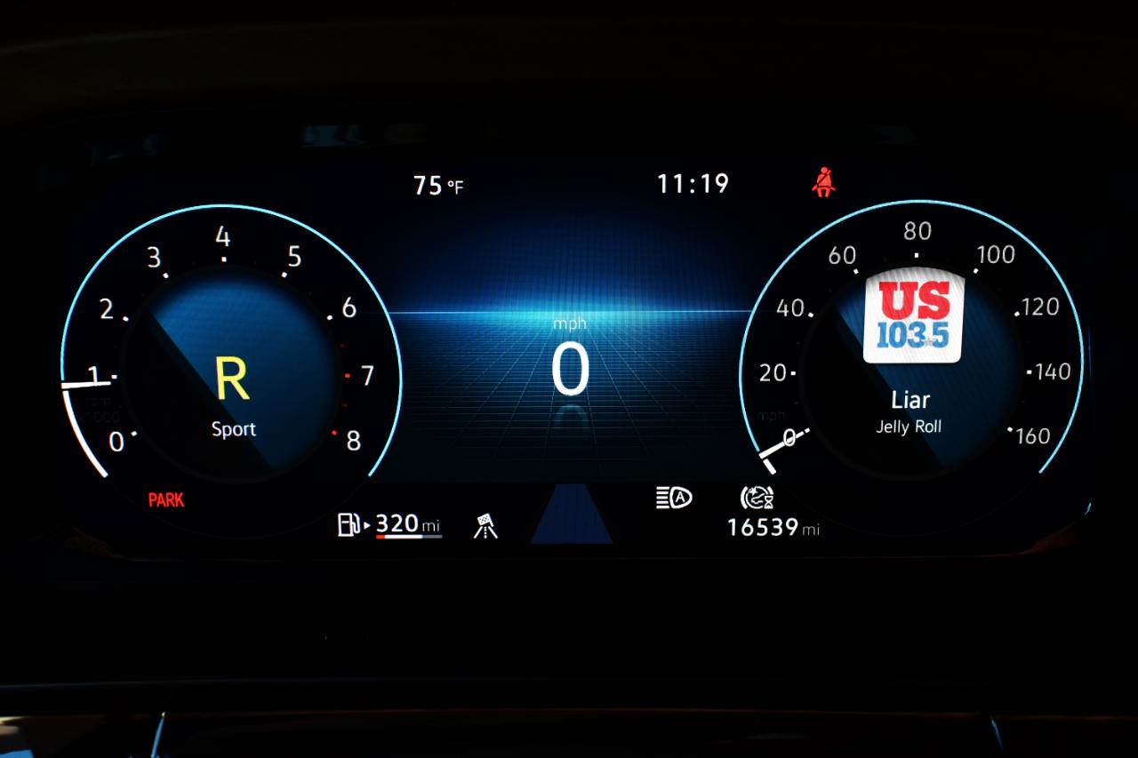 Volkswagen Atlas 2.0T SE w/Technology FWD 2025