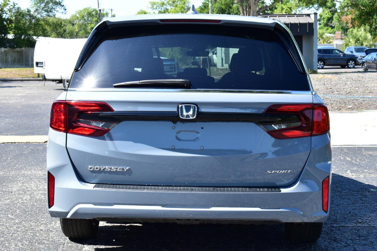 Honda Odyssey Sport-L Auto 2025