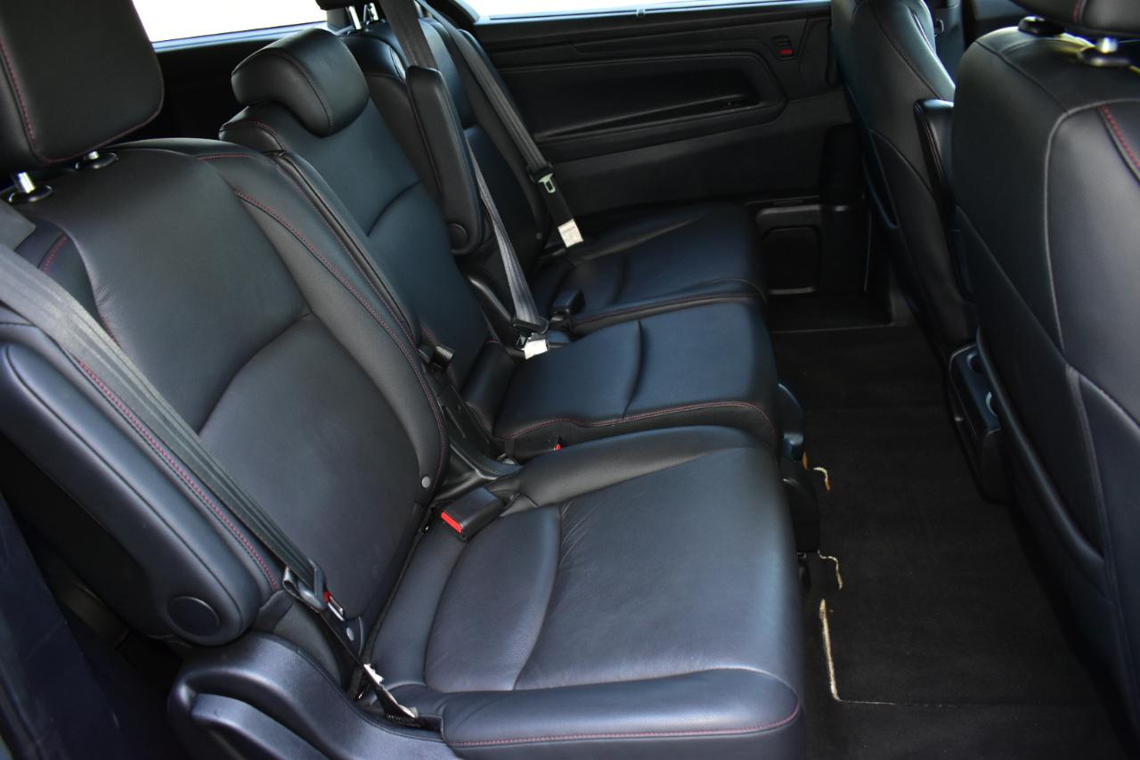 Honda Odyssey Sport-L Auto 2025