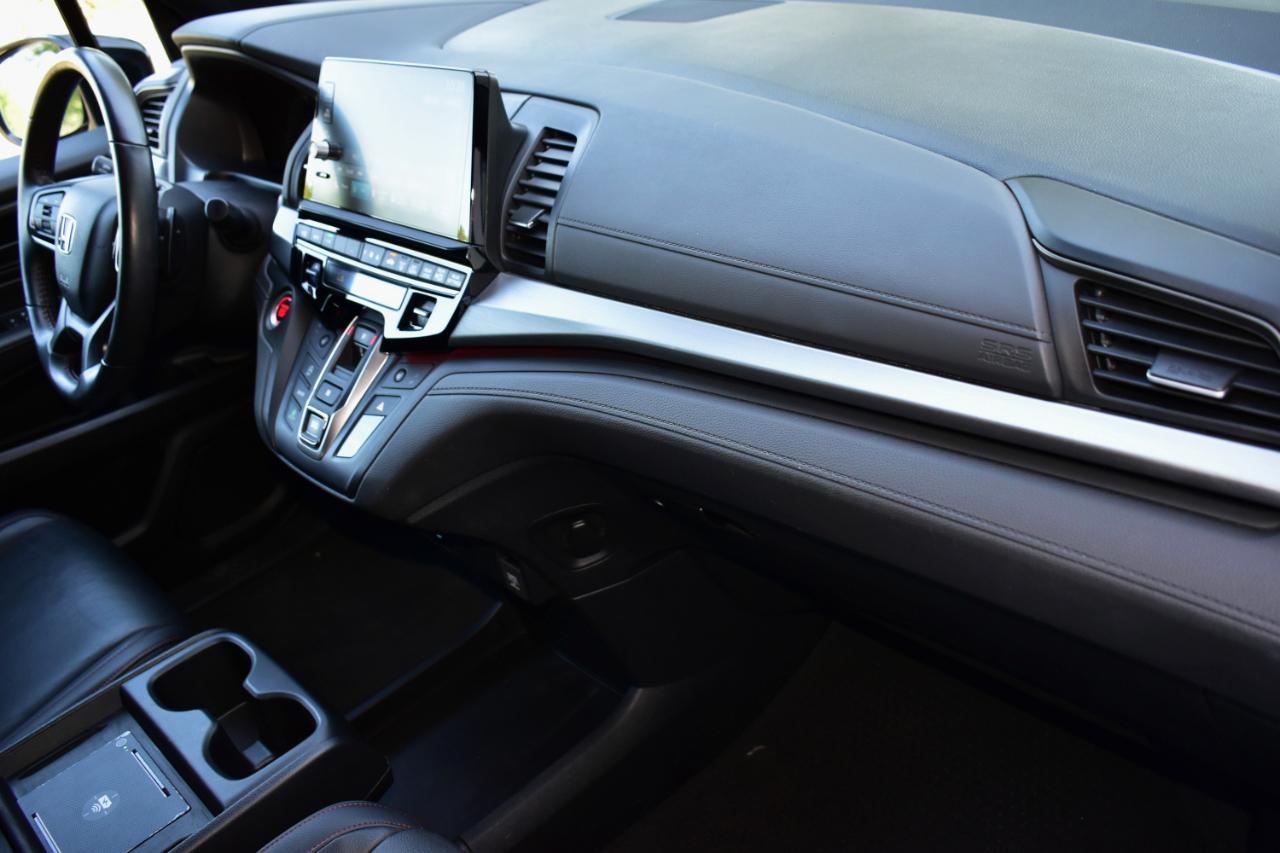 Honda Odyssey Sport-L Auto 2025