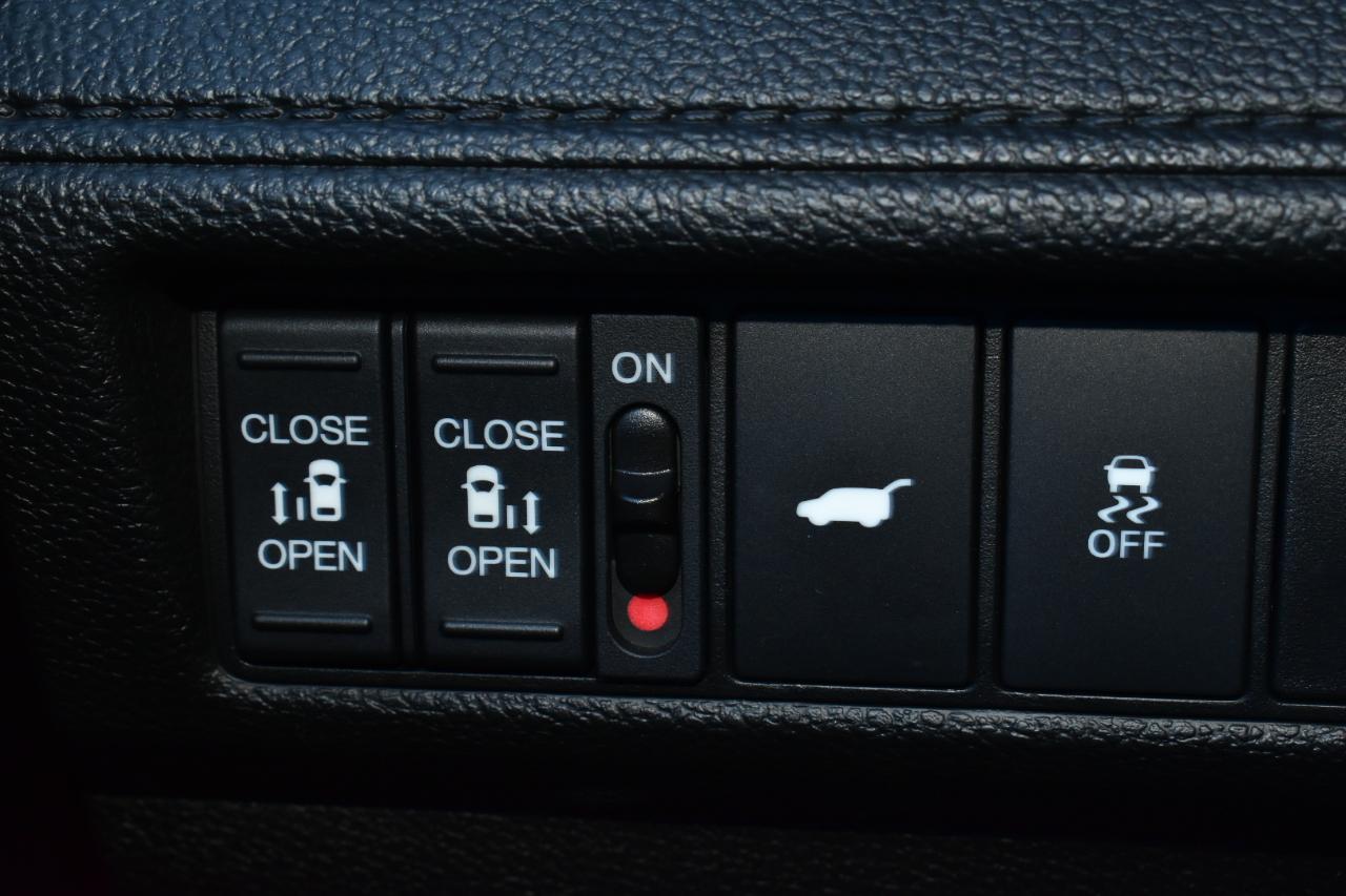 Honda Odyssey Sport-L Auto 2025