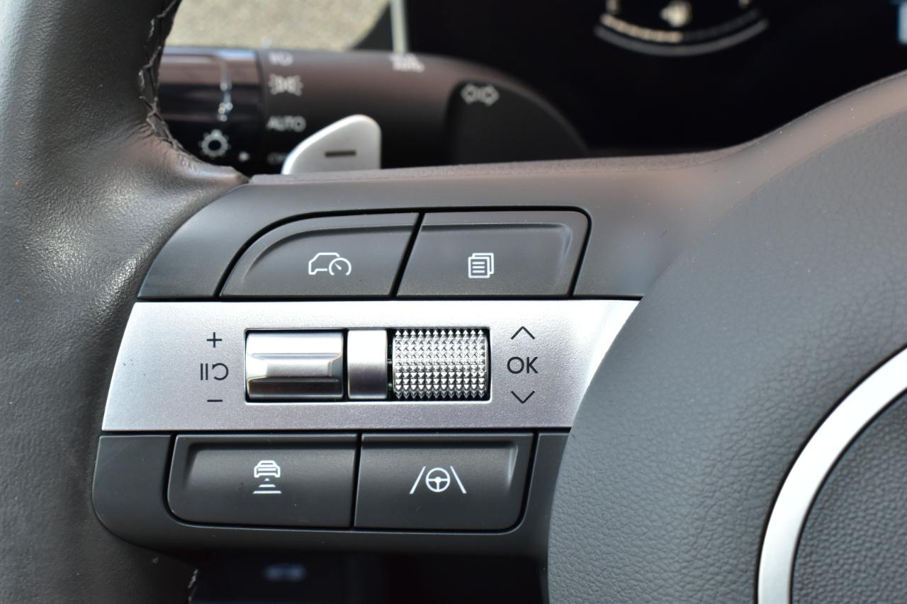 Hyundai Sonata Hybrid SEL FWD 2025
