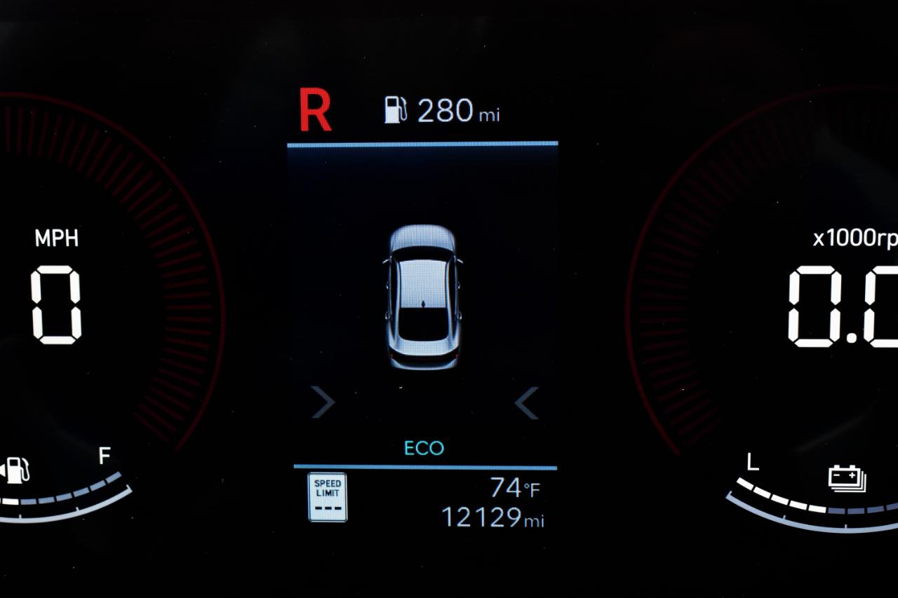 Hyundai Sonata Hybrid SEL FWD 2025