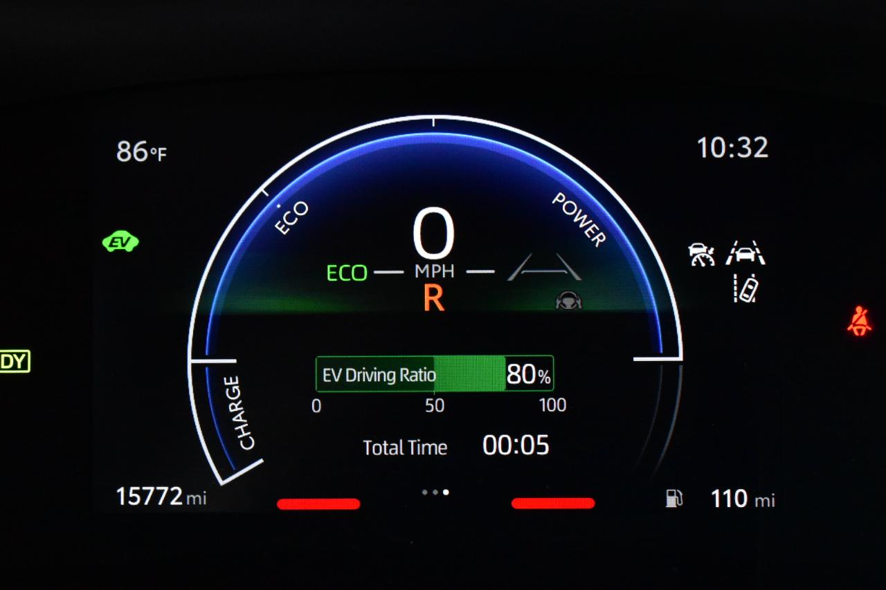 Toyota Camry LE (Natl) 2025
