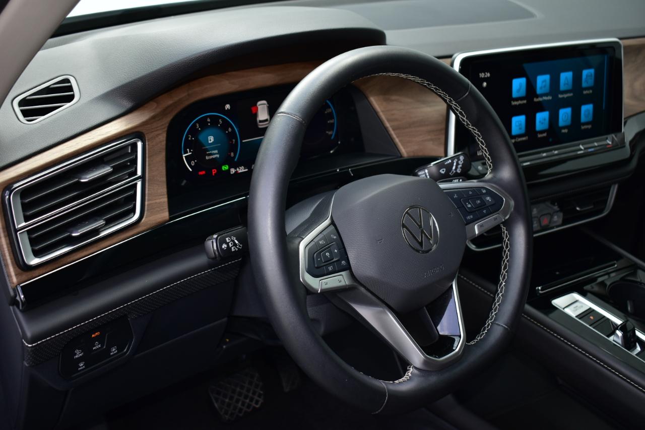 Volkswagen Atlas 2.0T SE w/Technology FWD 2025