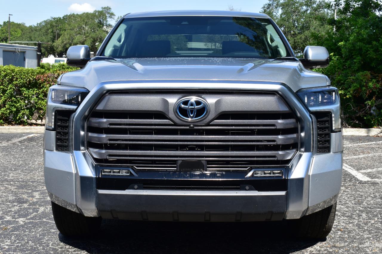 Toyota Tundra  2023