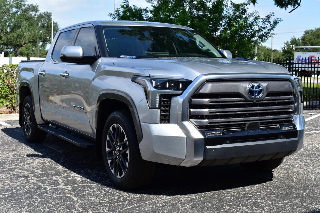 Toyota Tundra  2023