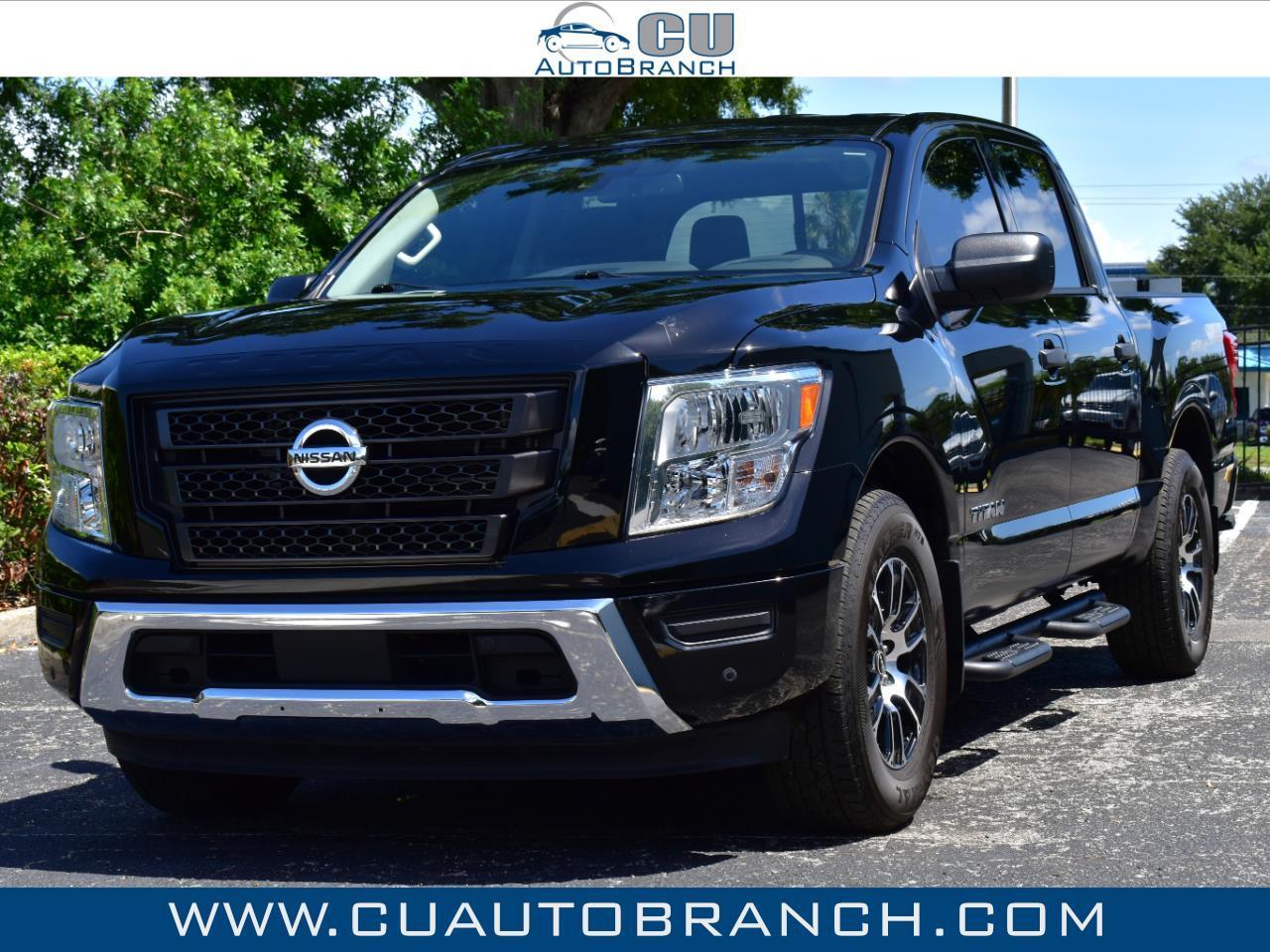 Nissan Titan 4x2 Crew Cab SV 2024