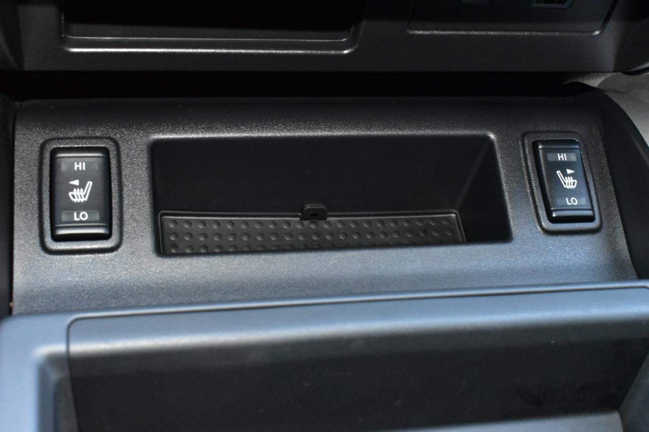 Nissan Titan 4x2 Crew Cab SV 2024