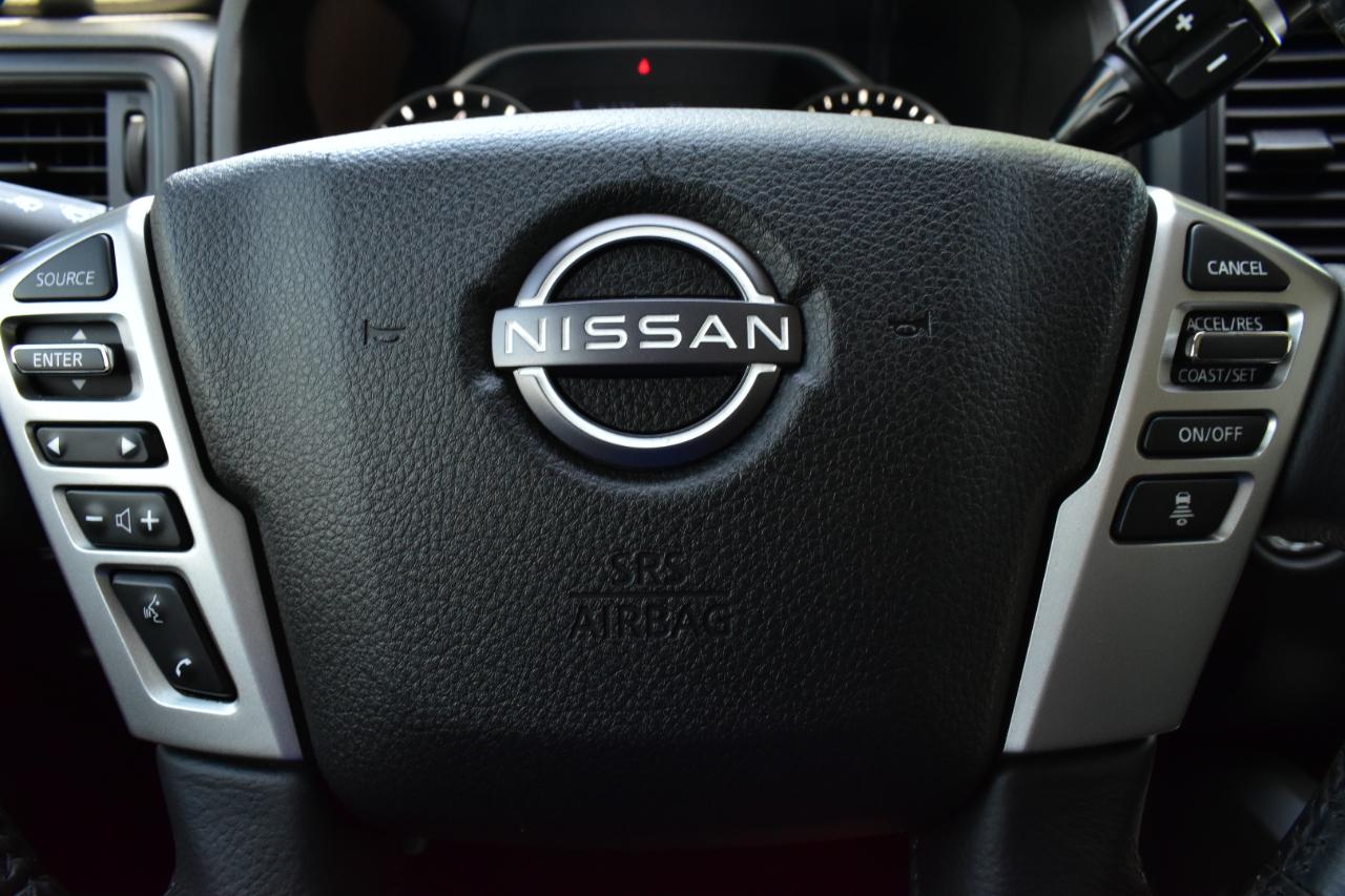 Nissan Titan 4x2 Crew Cab SV 2024