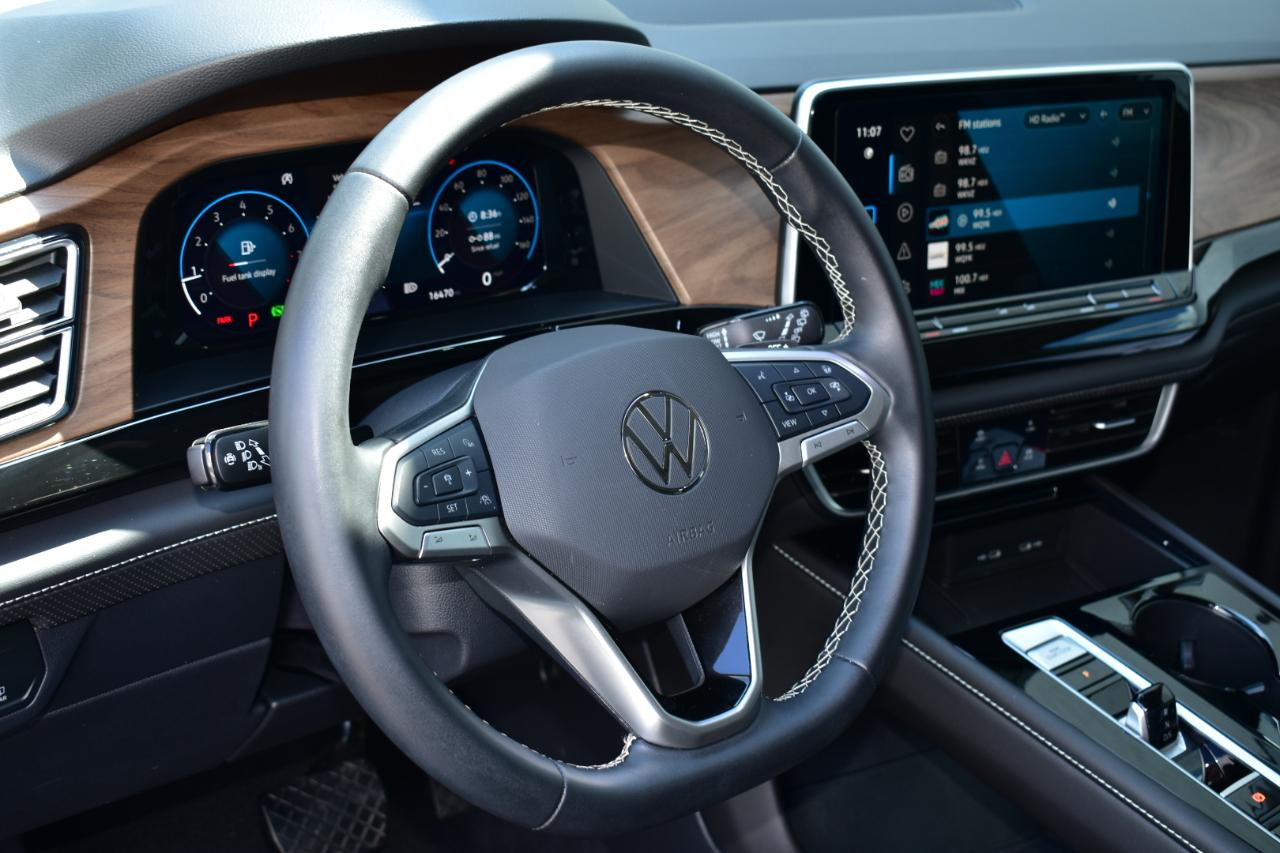 Volkswagen Atlas 2.0T SE w/Technology FWD 2025