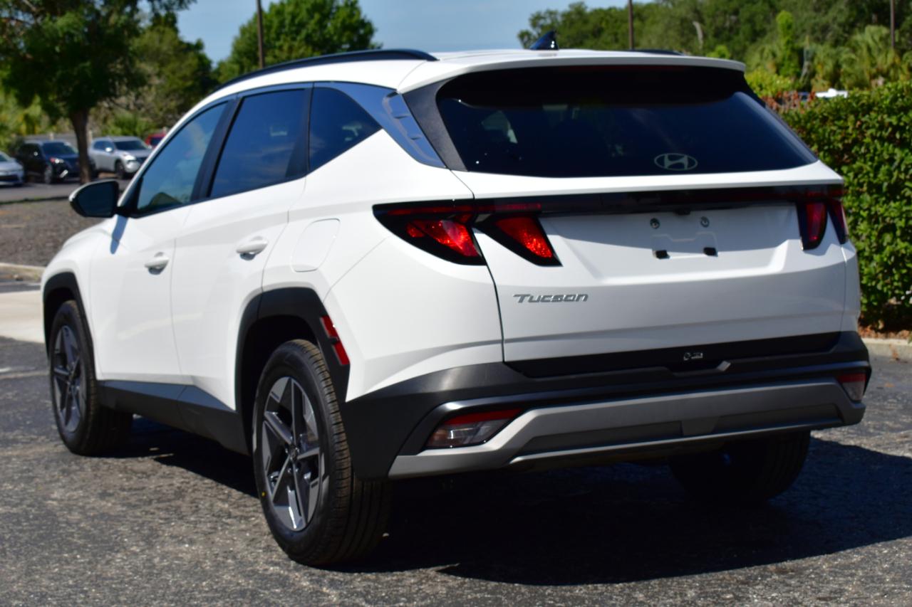 Hyundai Tucson SEL FWD 2025