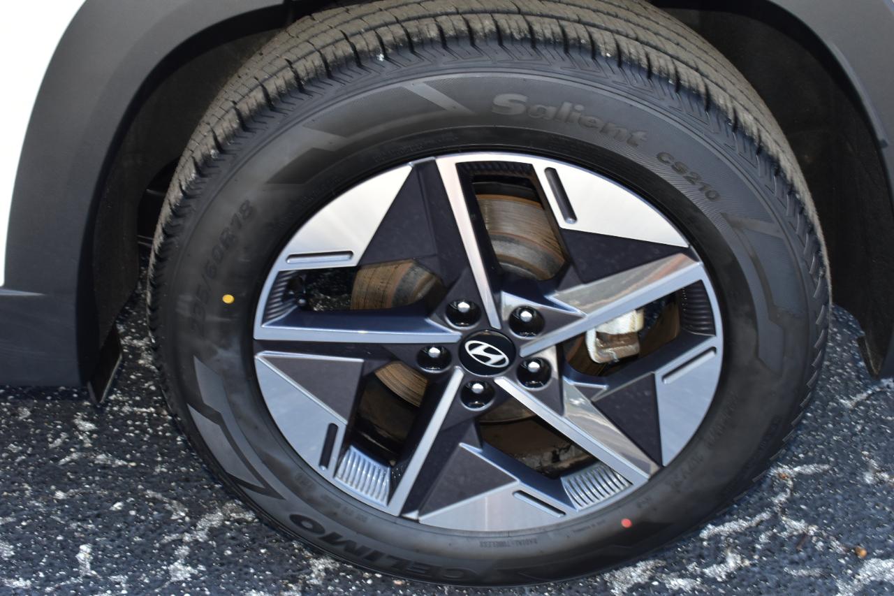 Hyundai Tucson SEL FWD 2025