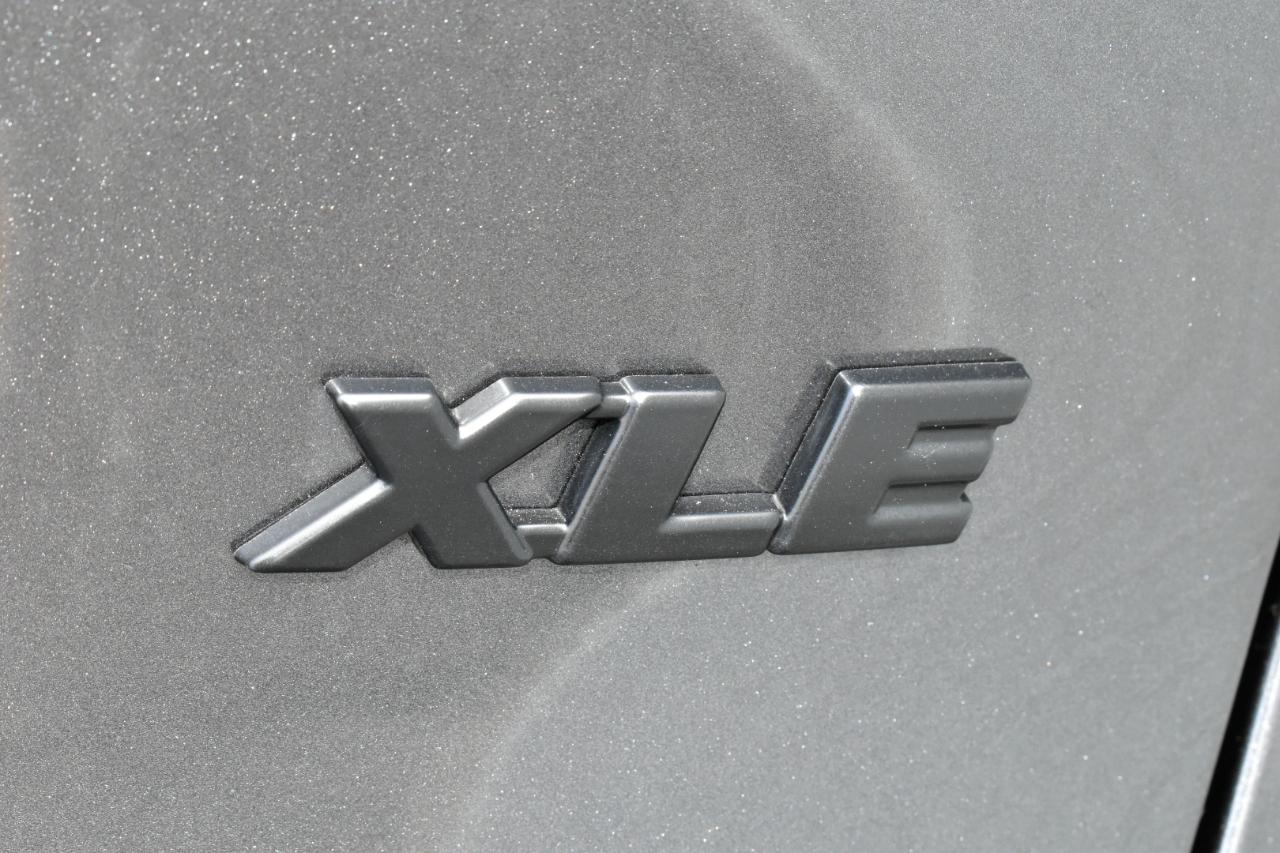 Toyota RAV4 XLE FWD (Natl) 2024