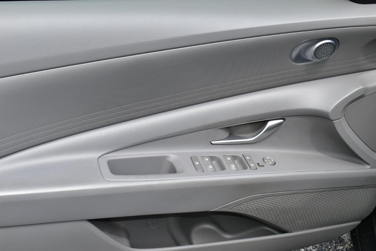 Hyundai Elantra SEL IVT 2024