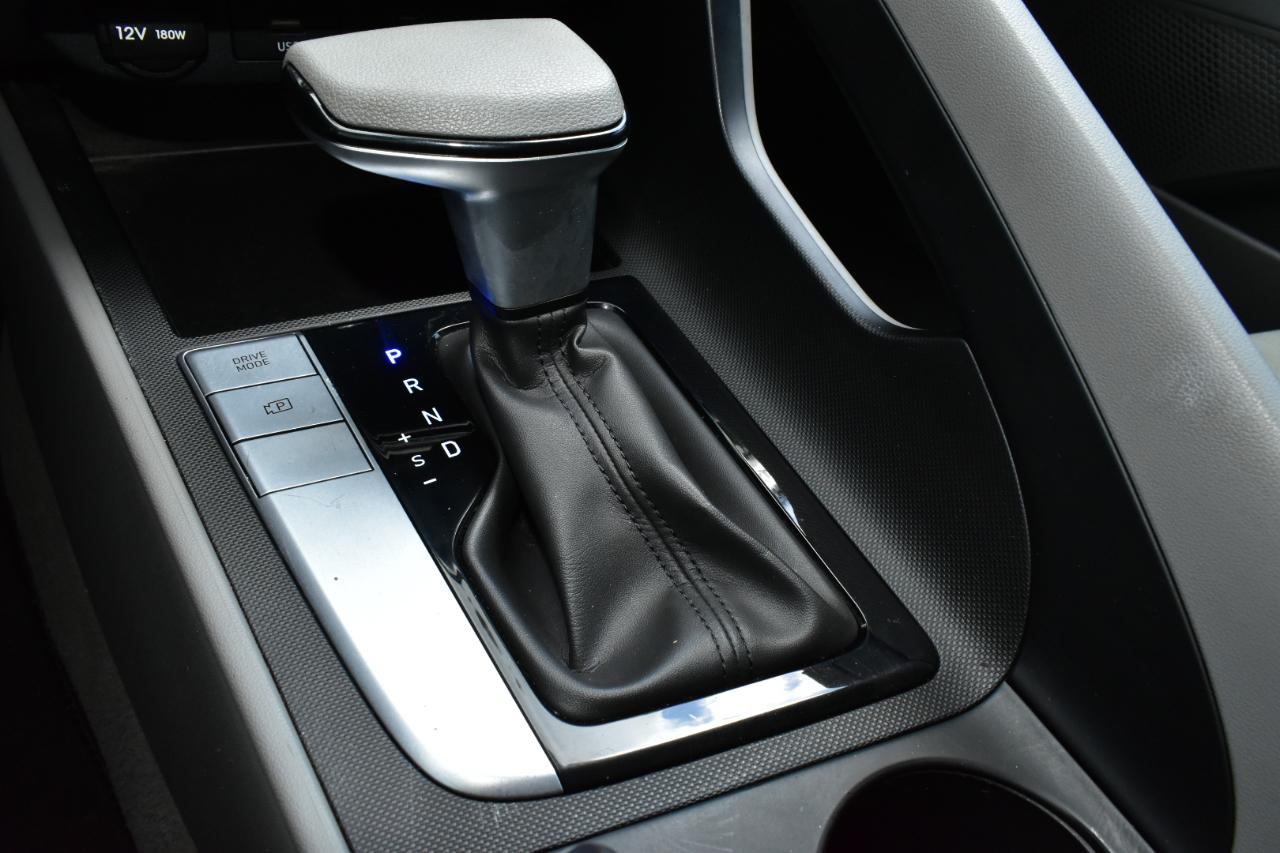 Hyundai Elantra SEL IVT 2024