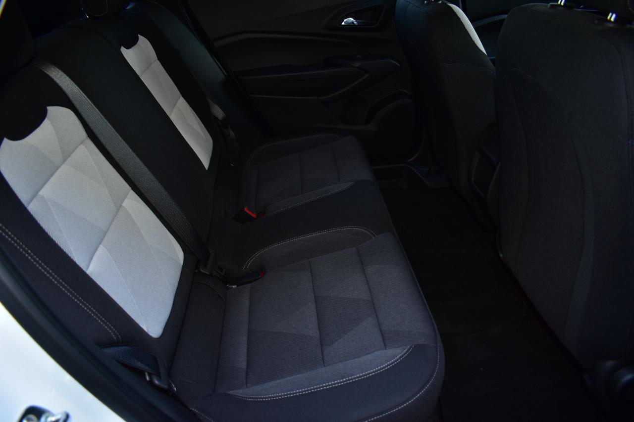 Chevrolet Trax FWD 4dr LS 2026