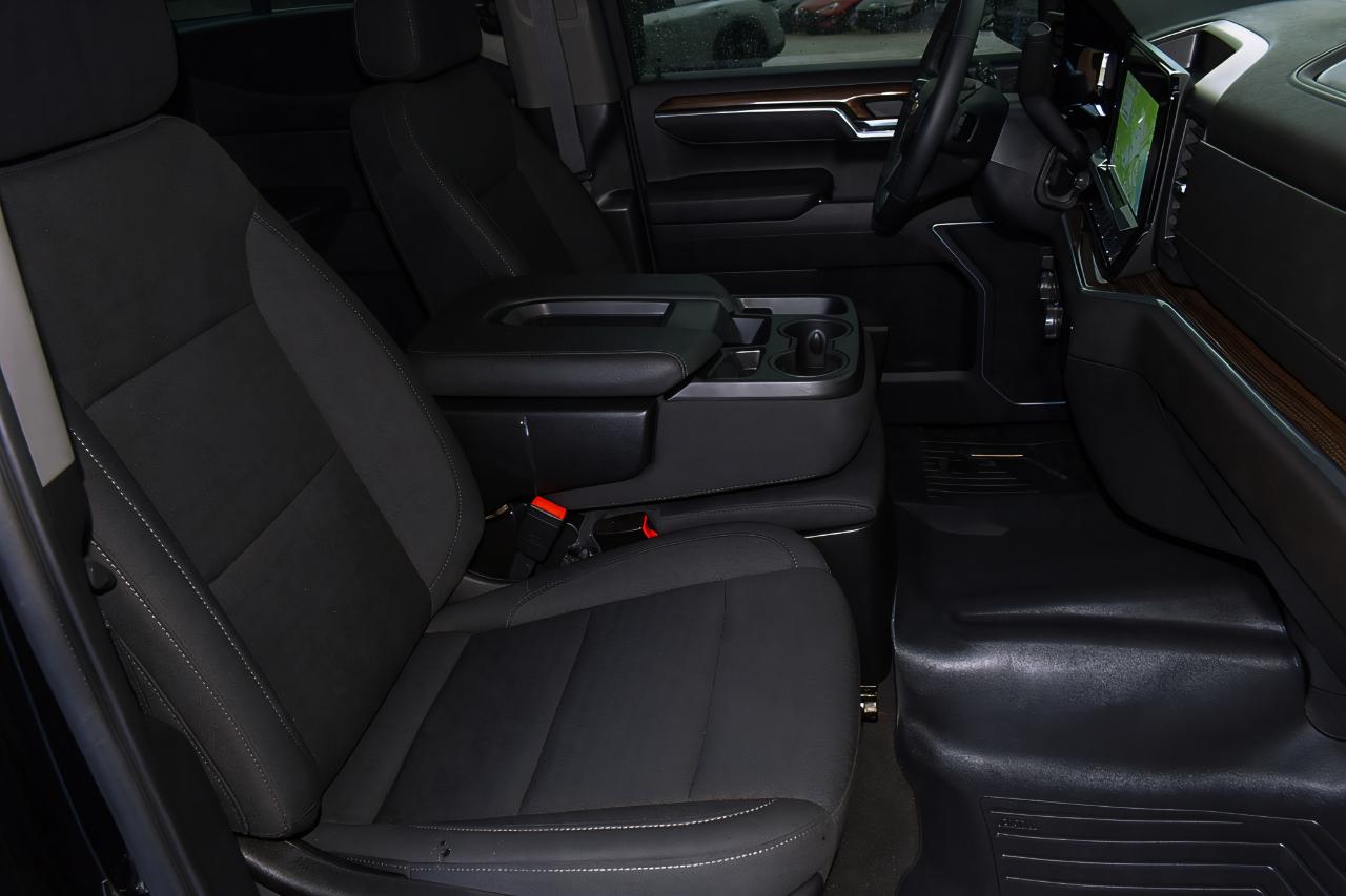 Chevrolet Silverado 1500 4WD Crew Cab 147" LT w/2FL 2025