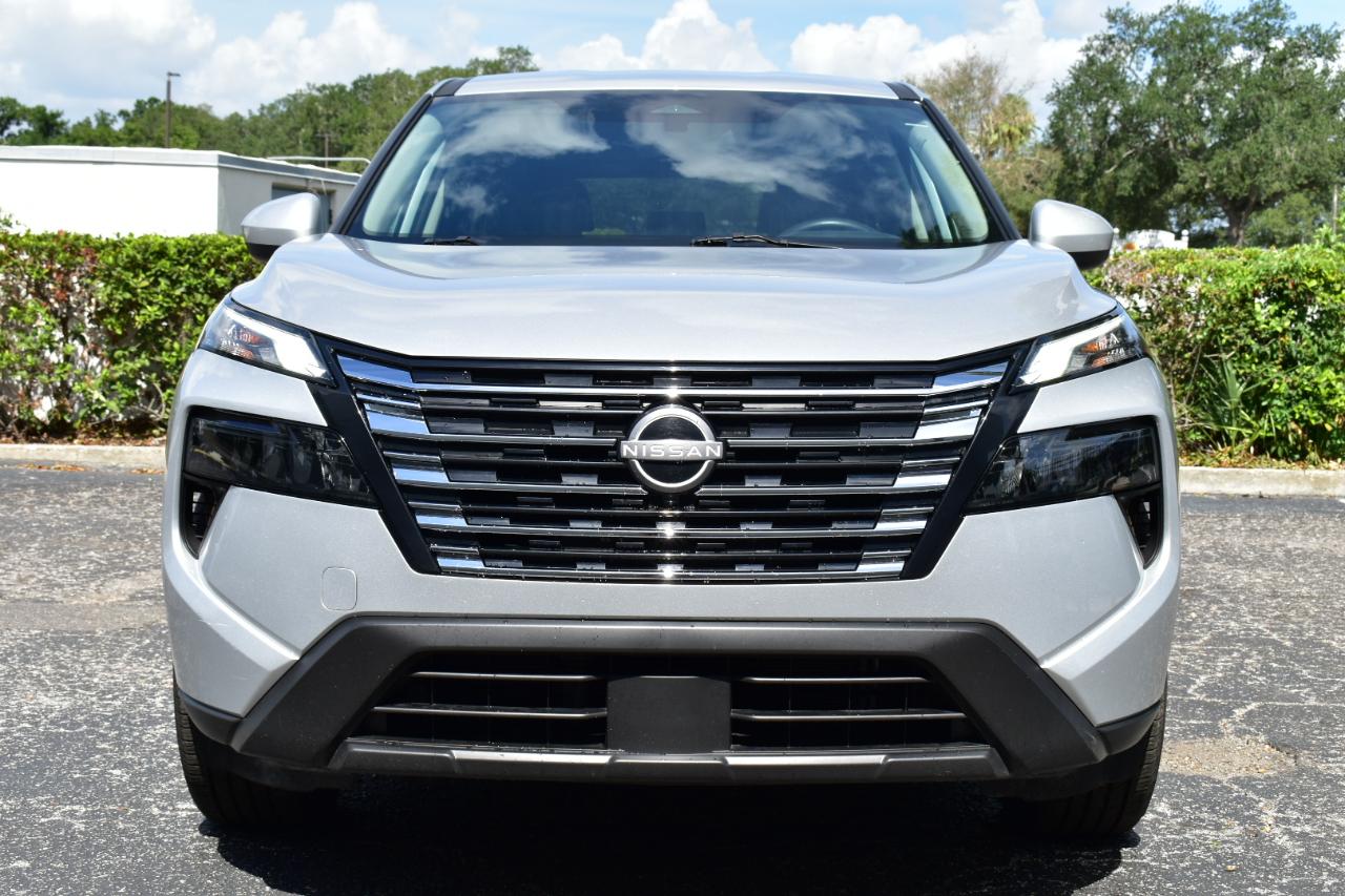 Nissan Rogue FWD SV 2025