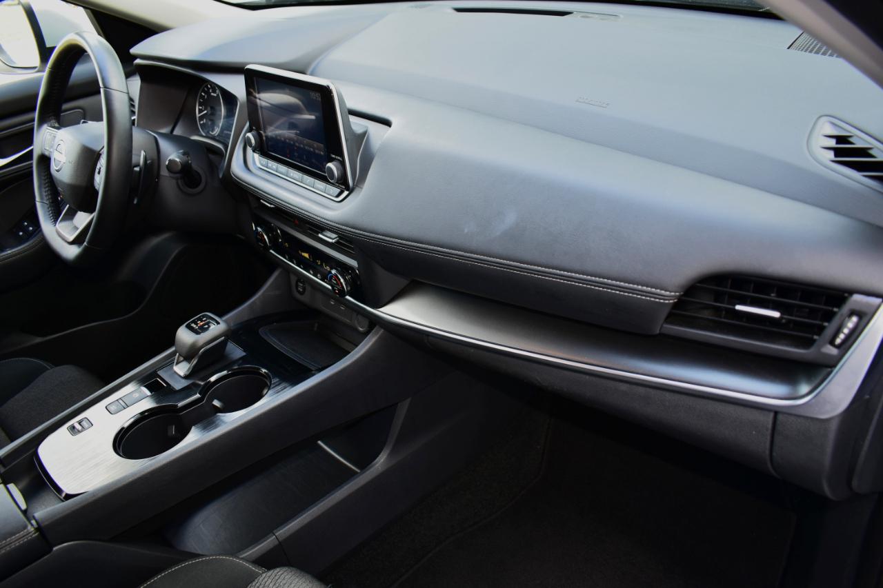Nissan Rogue FWD SV 2025