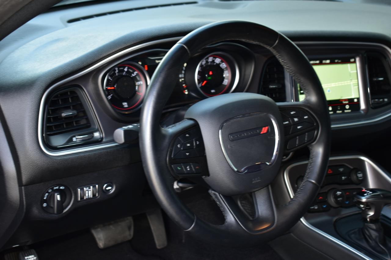 Dodge Challenger SXT RWD 2020