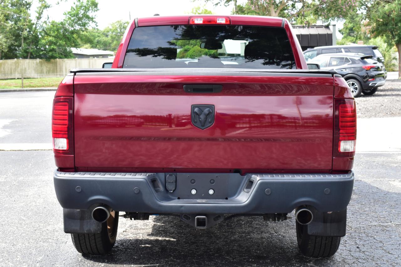 RAM 1500 Classic Warlock 4x2 Quad Cab 6'4" Box 2022