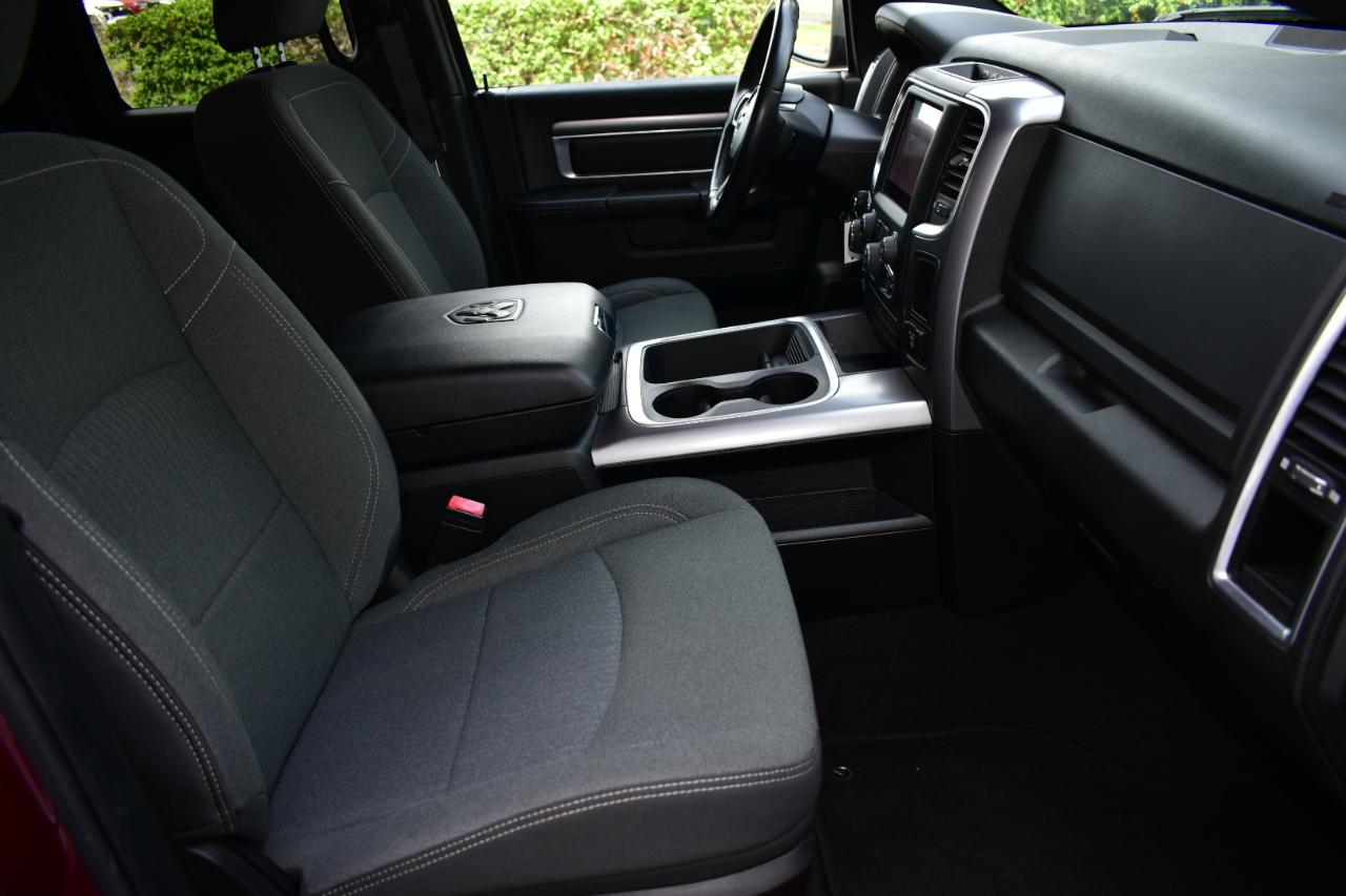 RAM 1500 Classic Warlock 4x2 Quad Cab 6'4" Box 2022