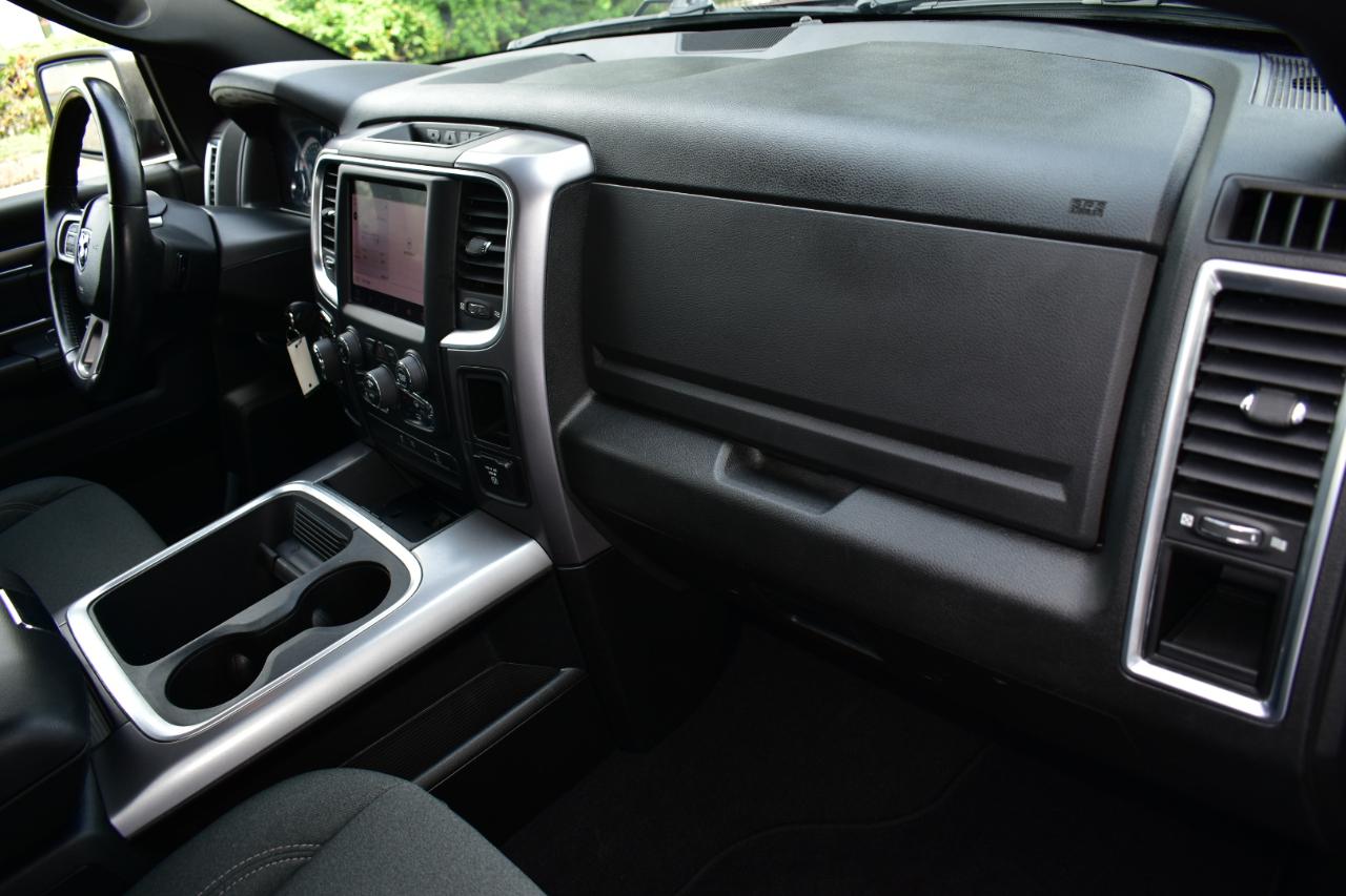 RAM 1500 Classic Warlock 4x2 Quad Cab 6'4" Box 2022