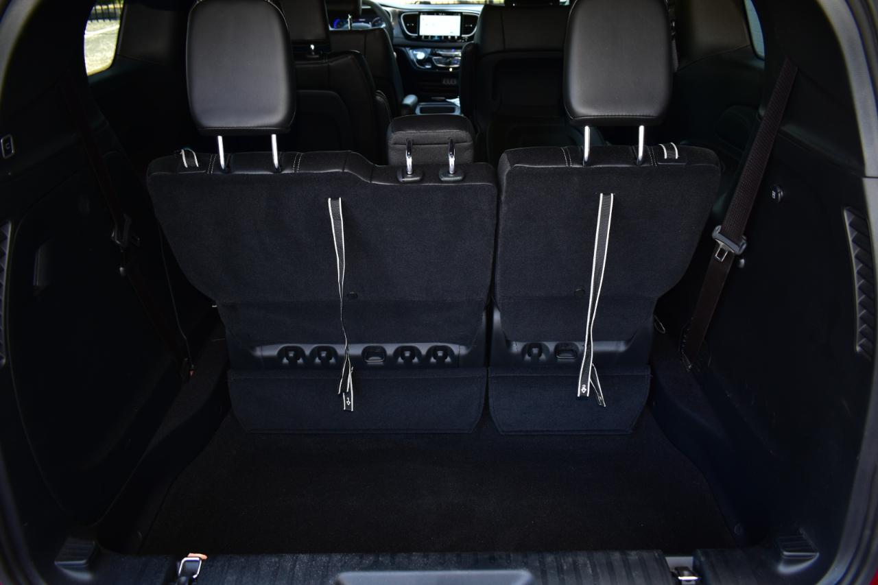 Chrysler Voyager LX FWD 2025