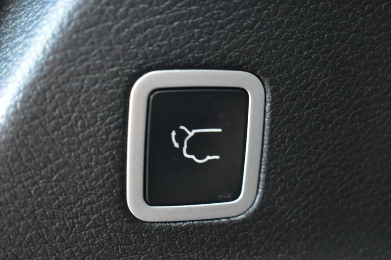 Chrysler Voyager LX FWD 2025