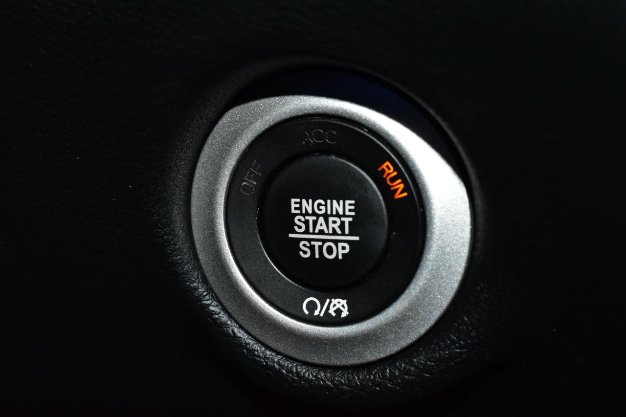 Chrysler Voyager LX FWD 2025