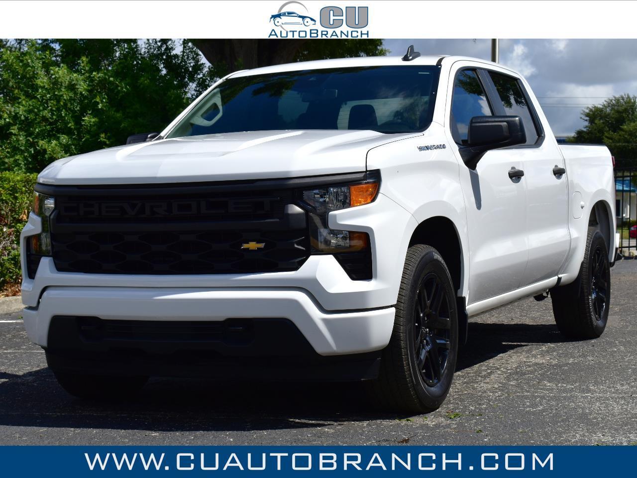Chevrolet Silverado 1500 2WD Crew Cab 147" Custom 2023