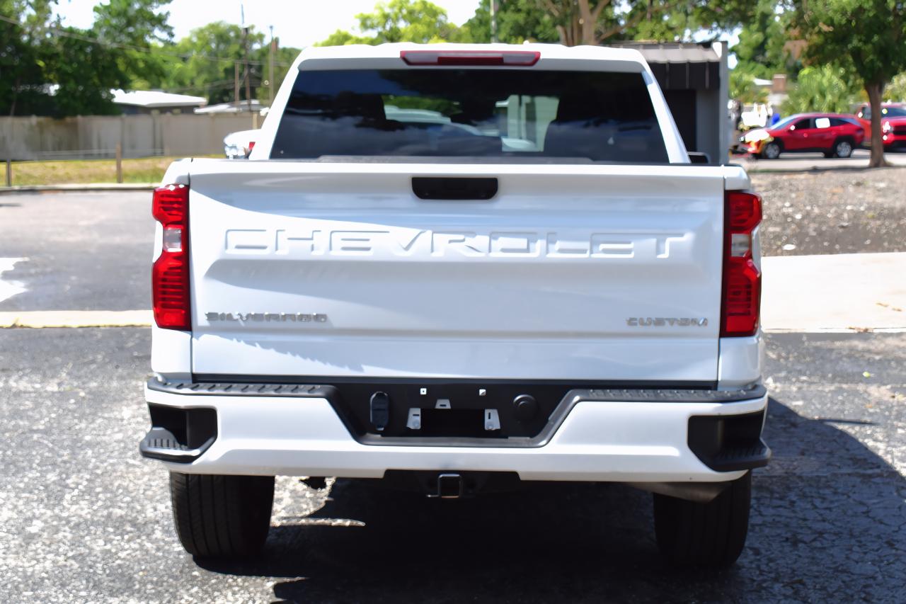 Chevrolet Silverado 1500 2WD Crew Cab 147" Custom 2023