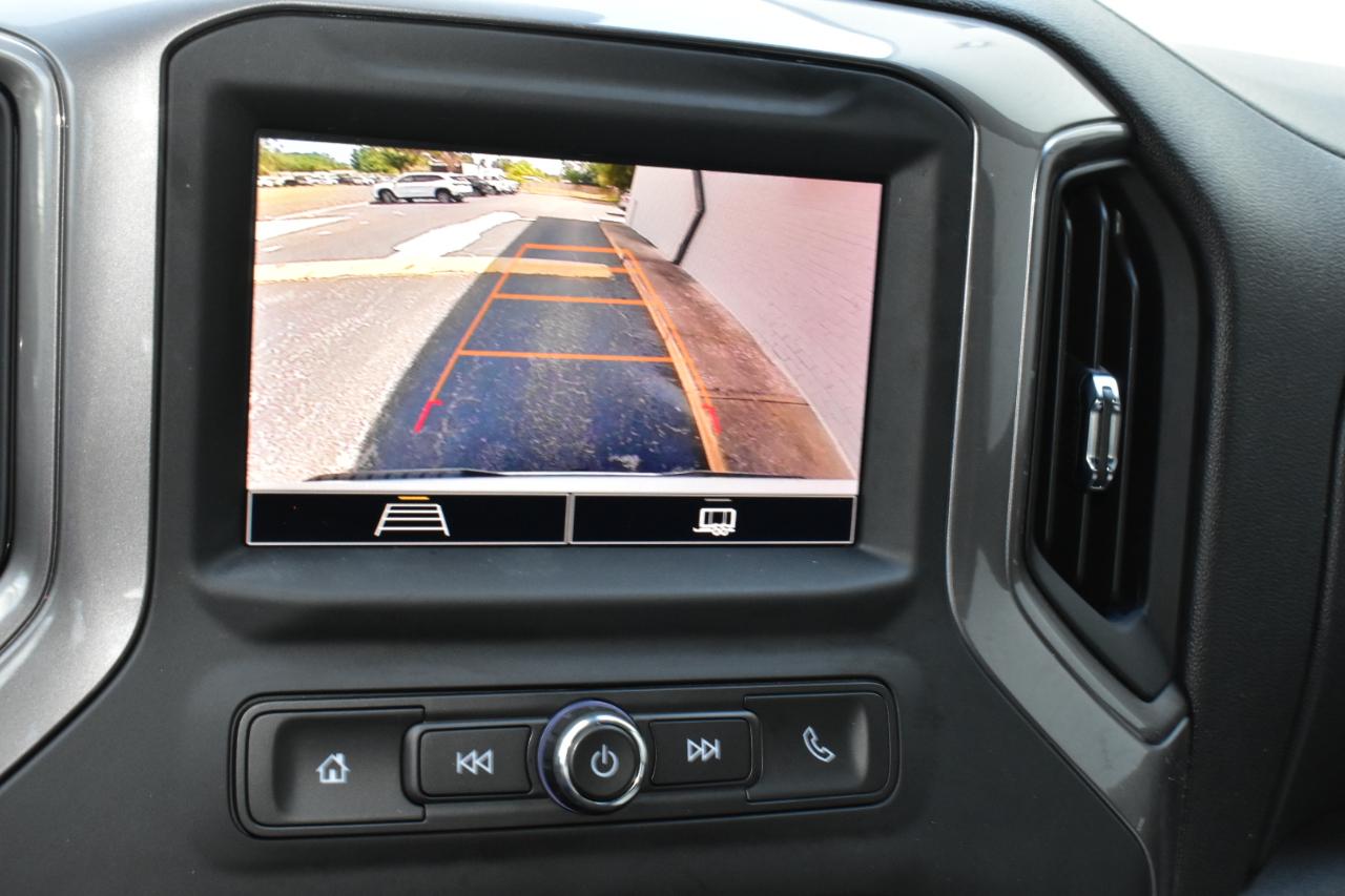 Chevrolet Silverado 1500 2WD Crew Cab 147" Custom 2023