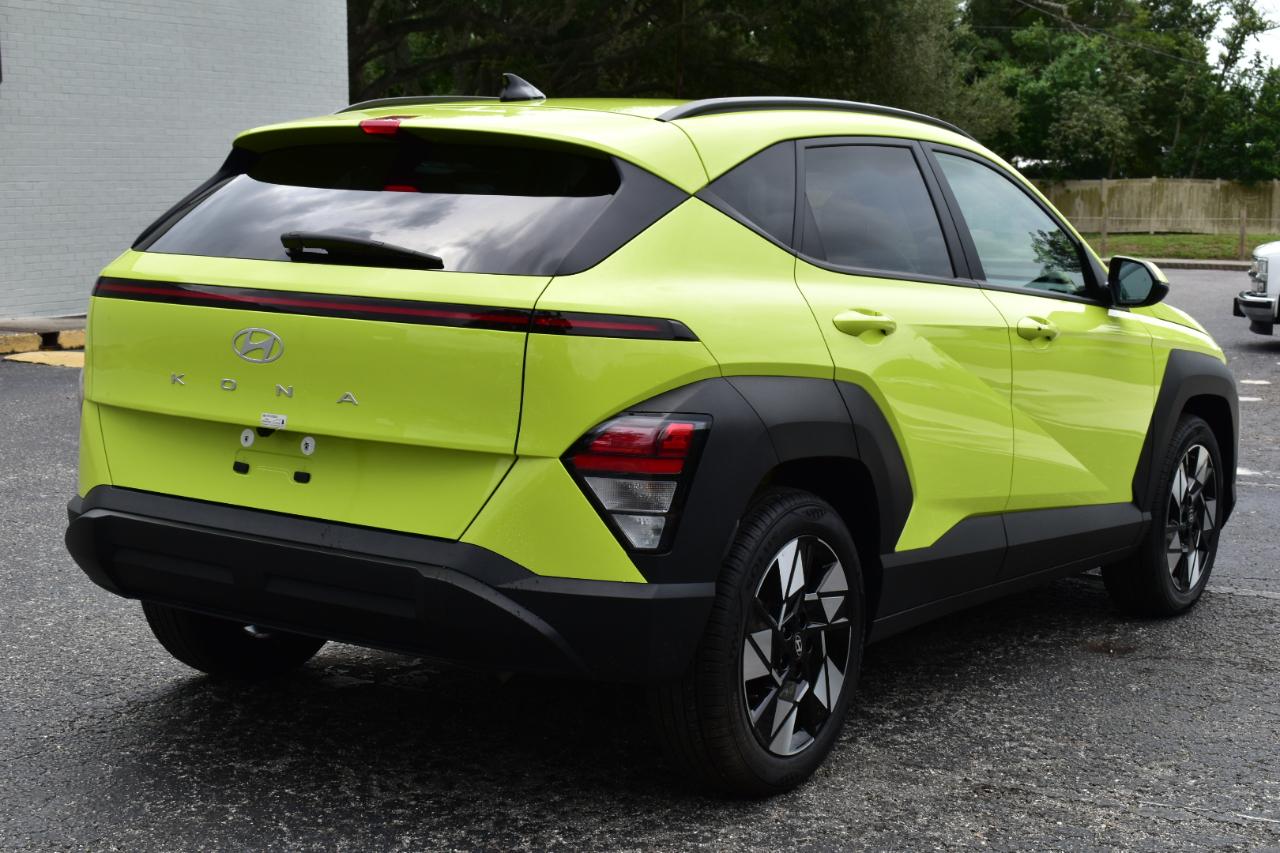 Hyundai Kona SEL FWD 2025