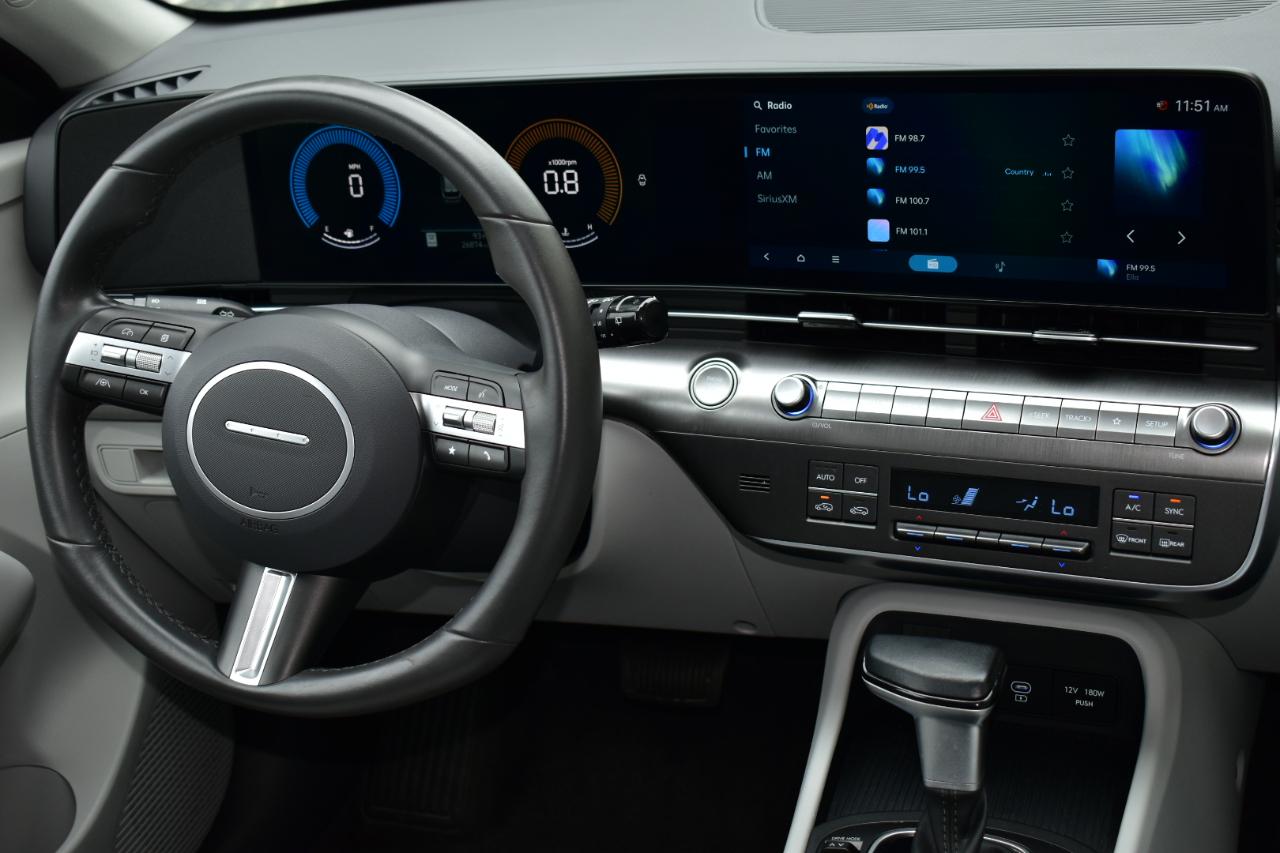 Hyundai Kona SEL FWD 2025