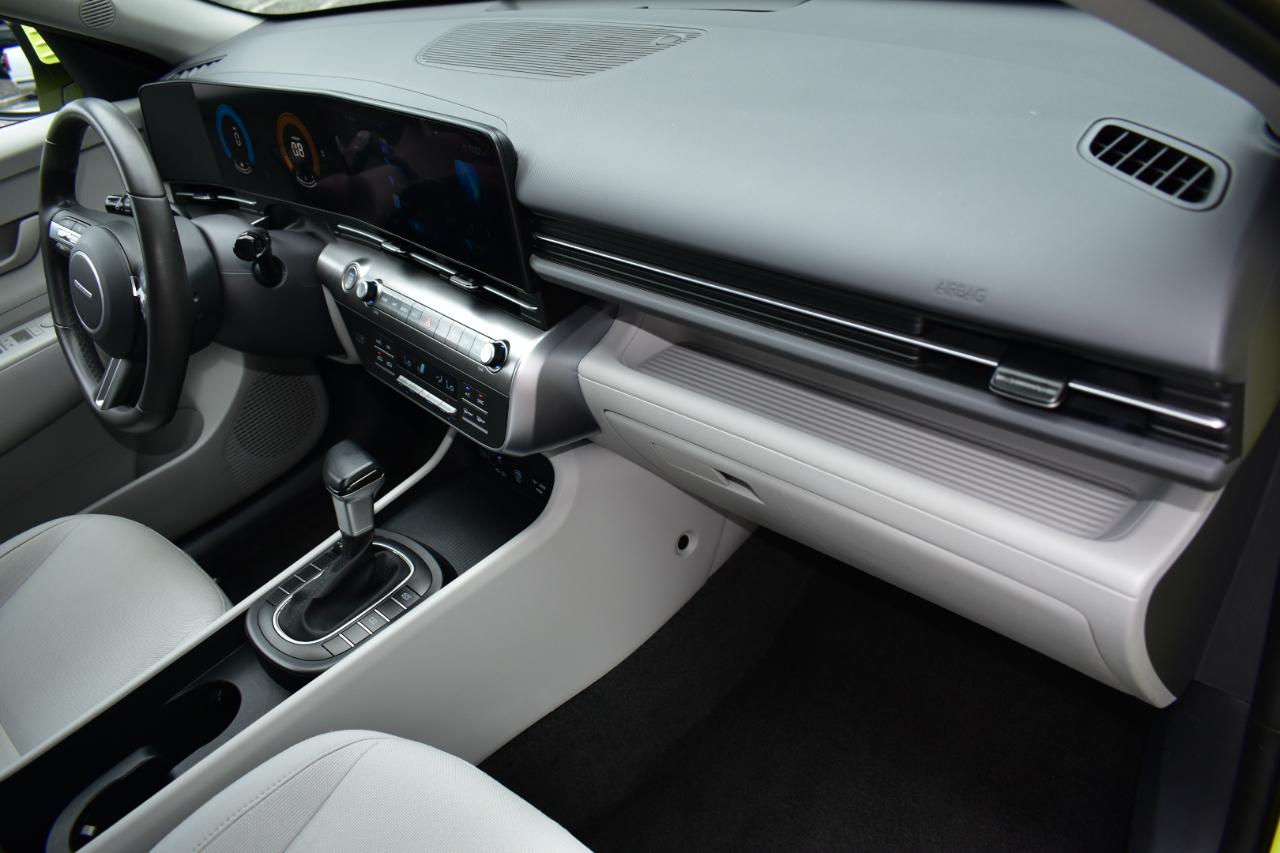 Hyundai Kona SEL FWD 2025