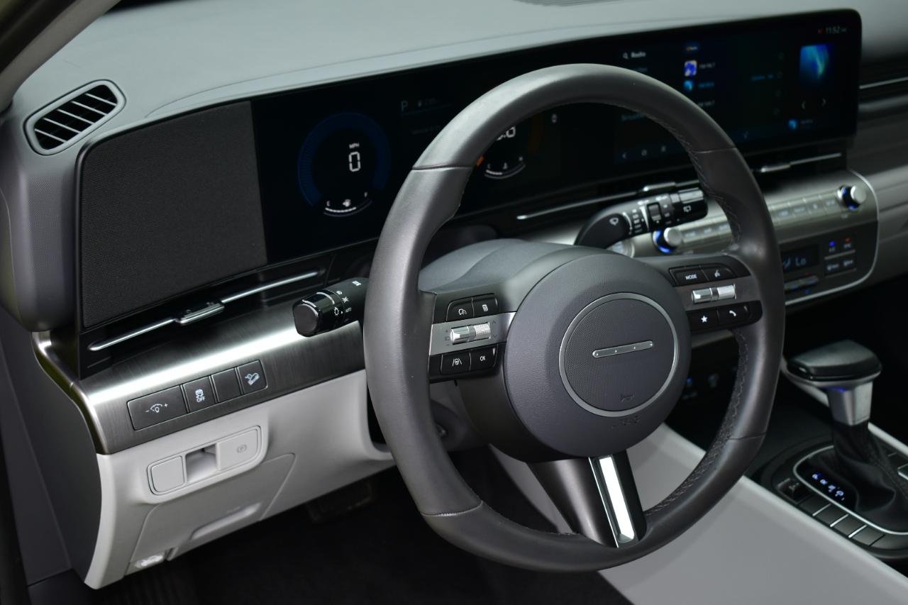Hyundai Kona SEL FWD 2025