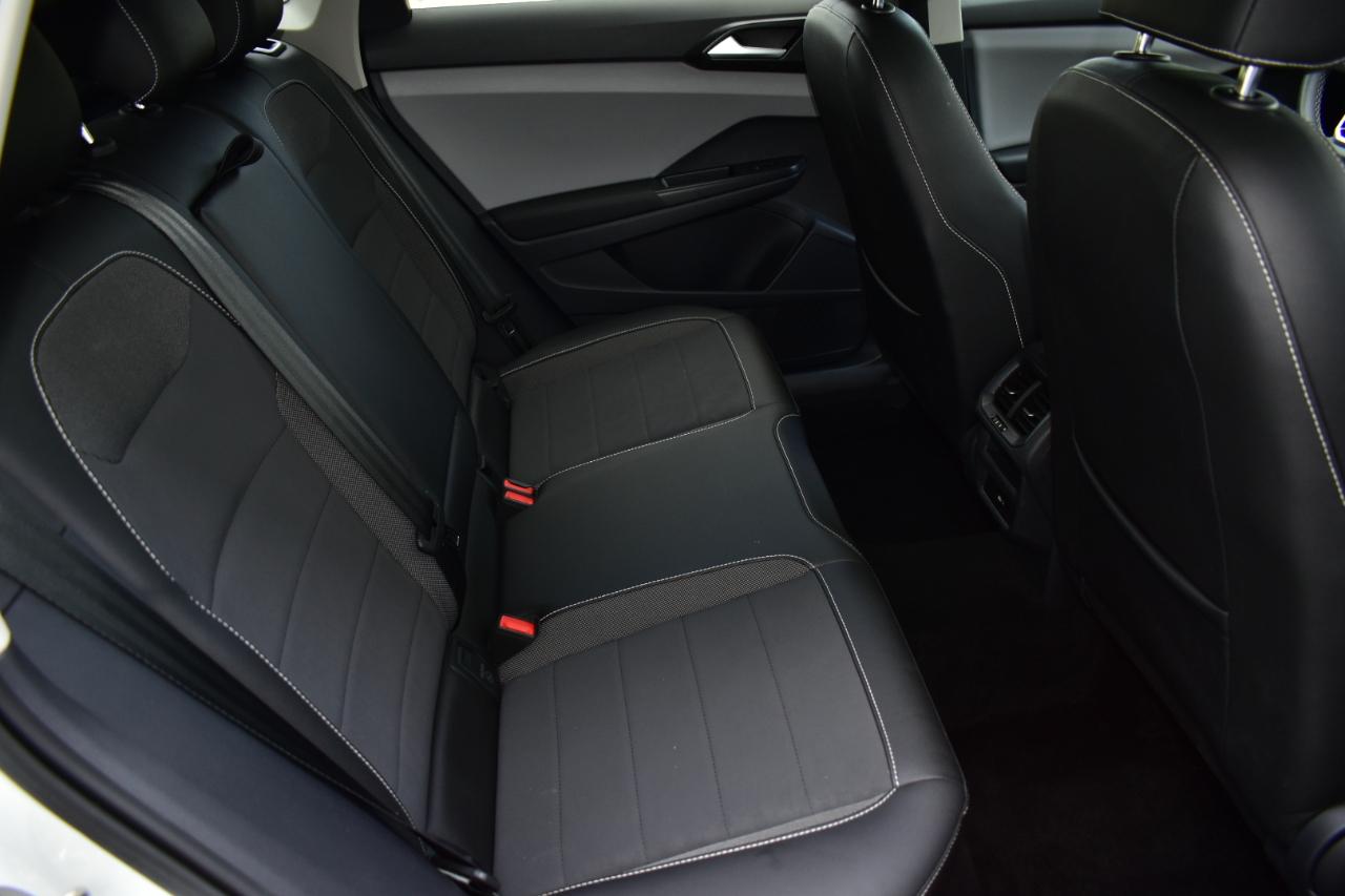 Volkswagen Taos SE FWD 2023