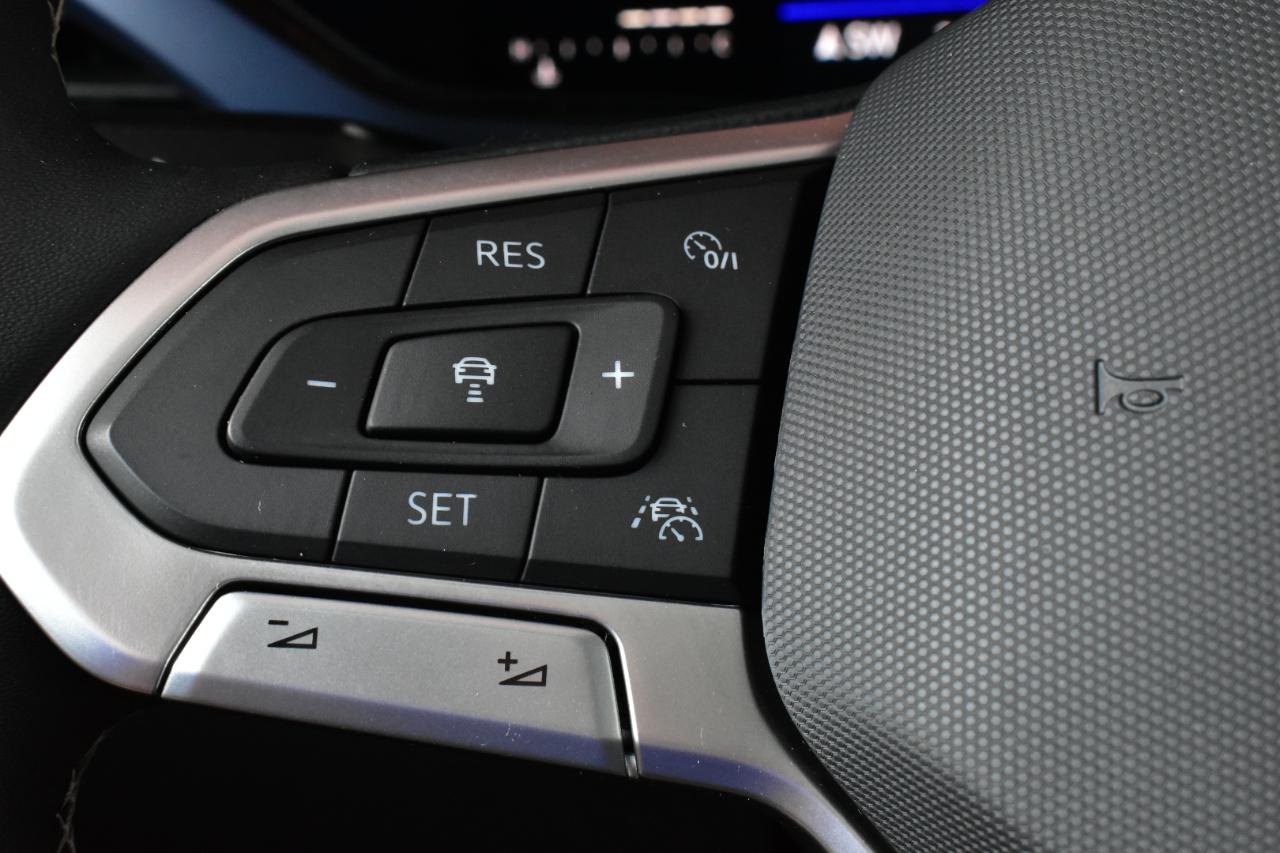 Volkswagen Taos SE FWD 2023